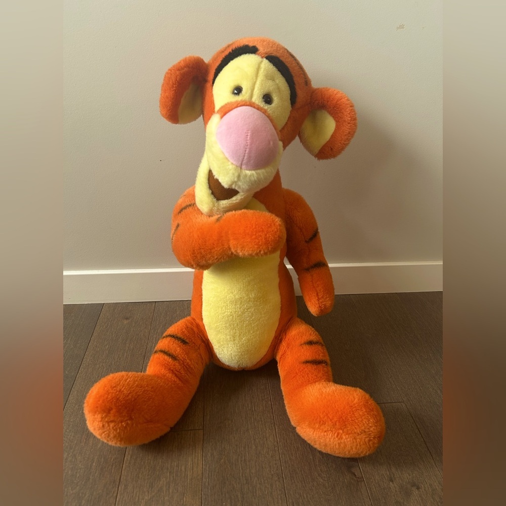 Vintage Disney 20” tigger plush